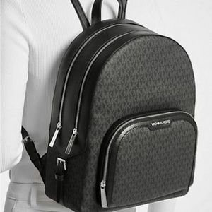 ✅NEW Authentic ”Michael Kors” Large Zip Pocket Travel Backpack